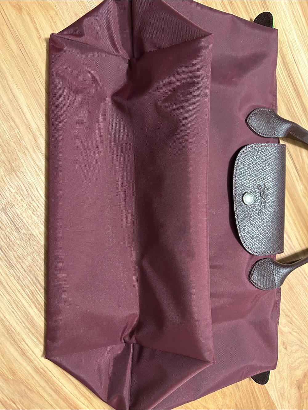 Longchamp Le Pliage Burgundy Medium Tote - Picture 4 of 7